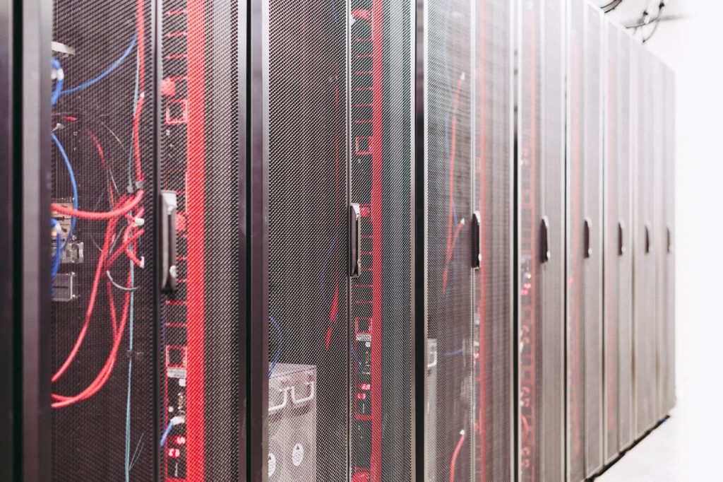 Application performance monitoring infrastructure for UAE businesses